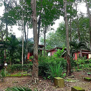 lanta-maikeaw-bungalow.koh-lantahotels.net/