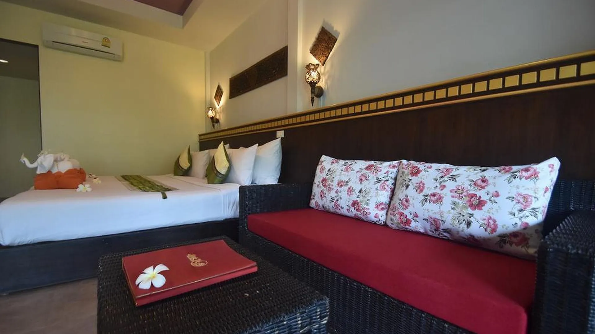 Simple Life Resort Koh Tao